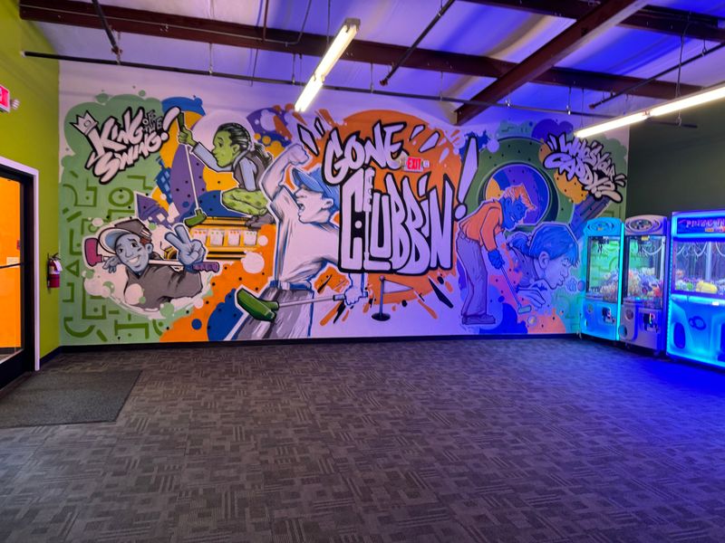 Full Arcade With Classic And Modern Games