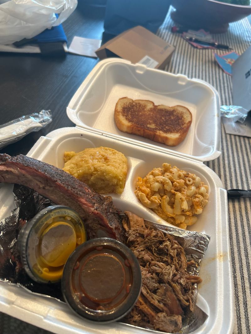 12 Pit Stops Ohio Meat Lovers Never Stop Talking About - Decor Hint Texas Steele BBQ