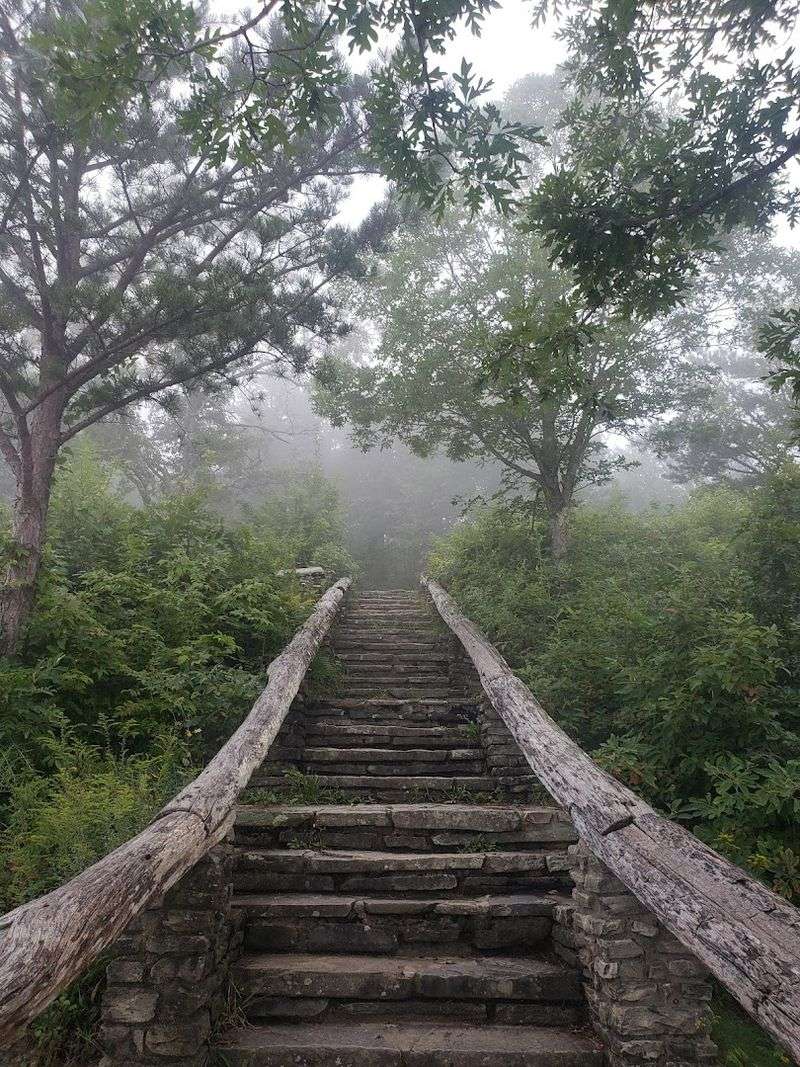 A North Carolina Overlook That Feels Like The Top Of The World - Decor Hint Historical Wiseman Connection