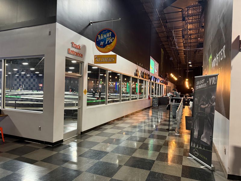 This North Carolina Indoor Track Lets You Race Go-Karts Like A Pro - Decor Hint Membership System That Unlocks Year-Round Racing