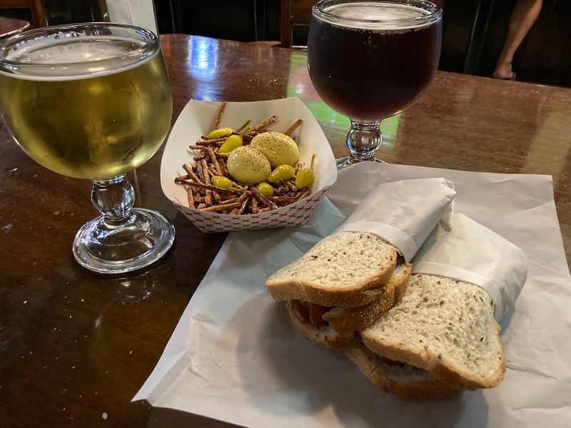 Cash-Only Policy Maintains Old-School Simplicity