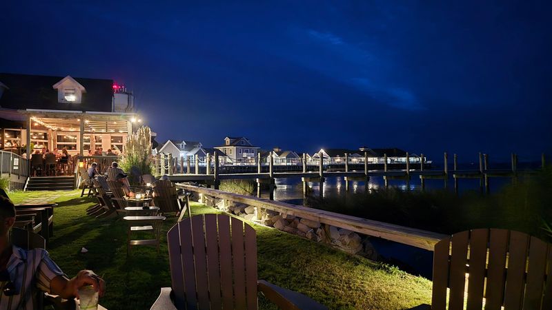 The Blue Point, Duck