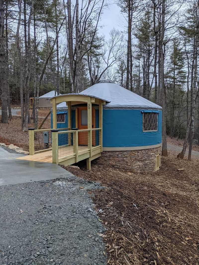 North Carolina's New Glampground Oasis Is Perfect For Spring Visits - Decor Hint Family-Owned Operation With Personal Touch