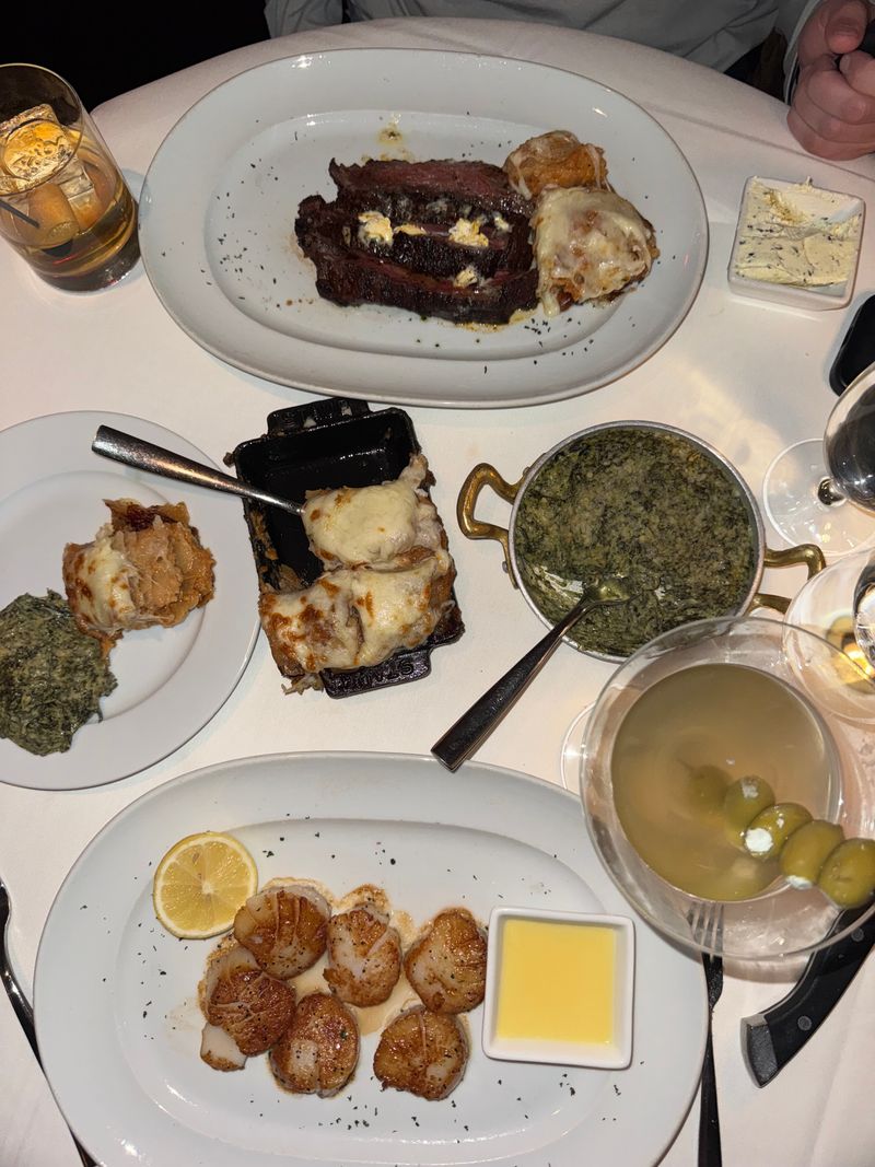 This North Carolina Steakhouse Makes Every Celebration Unforgettable - Decor Hint Impeccable Service That Anticipates Your Needs