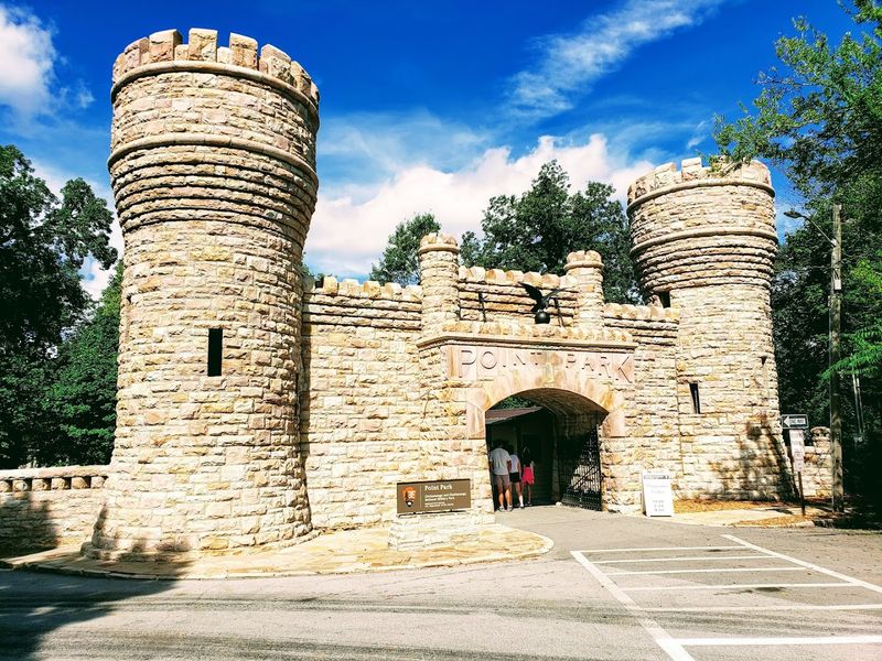 White-Tailed Deer Now Wander This Georgia Park Where Civil War Battles Were Once Held - Decor Hint Peaceful Picnic Areas for a Relaxing Break