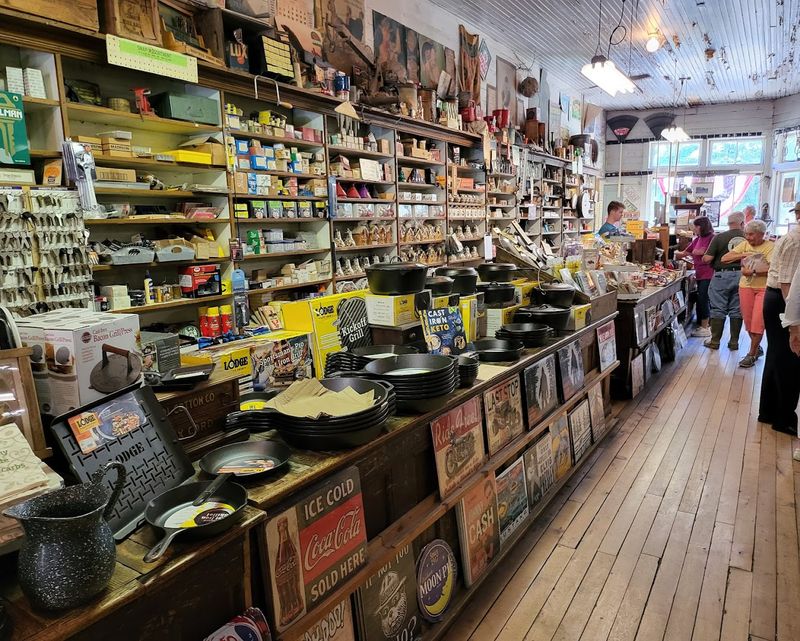 Stone-Ground Cornmeal