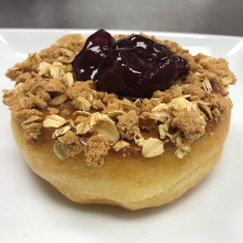 Maple Bacon Bar Brings Sweet and Savory Together