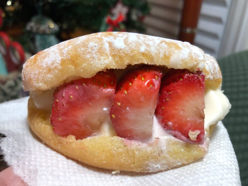 Cookies and Cream Delivers Cookie Dough Dreams