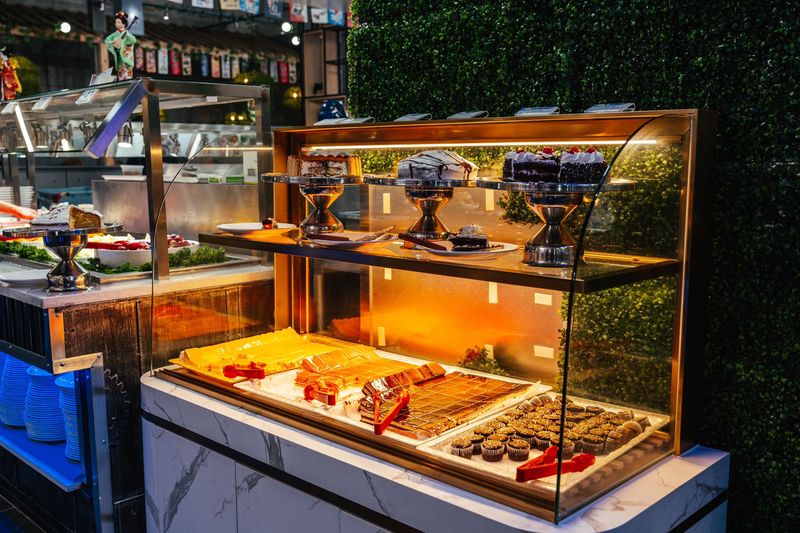 Regulars Always Beat The Rush Always At This Texas Seafood Buffet - Decor Hint Sneaking In Before The Doors Swing Wide