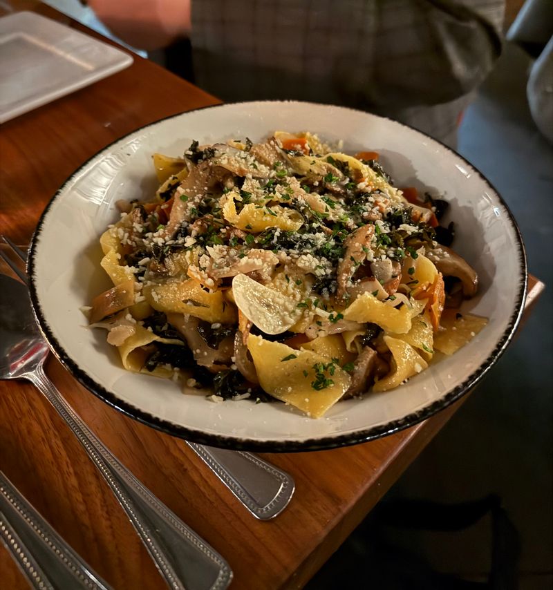 Meet Atlanta's Georgia Tiny Inman Park Restaurant Serving Black Spaghetti That's As Legendary As It Looks - Decor Hint Authentic Italian Cooking Techniques