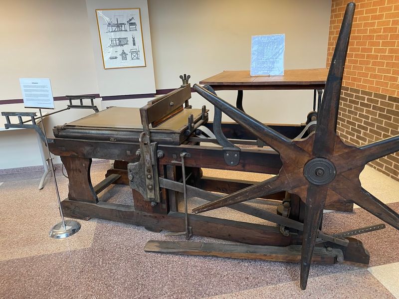 This Atlanta Georgia Museum Shows How Paper Changed Civilization With Over 10,000 Amazing Artifacts - Decor Hint Educational Programs Designed for Every Type of Learner