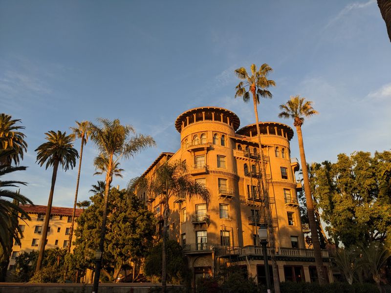 14 Magical Castles In California You Never Realized Existed - Decor Hint Castle Green, Pasadena