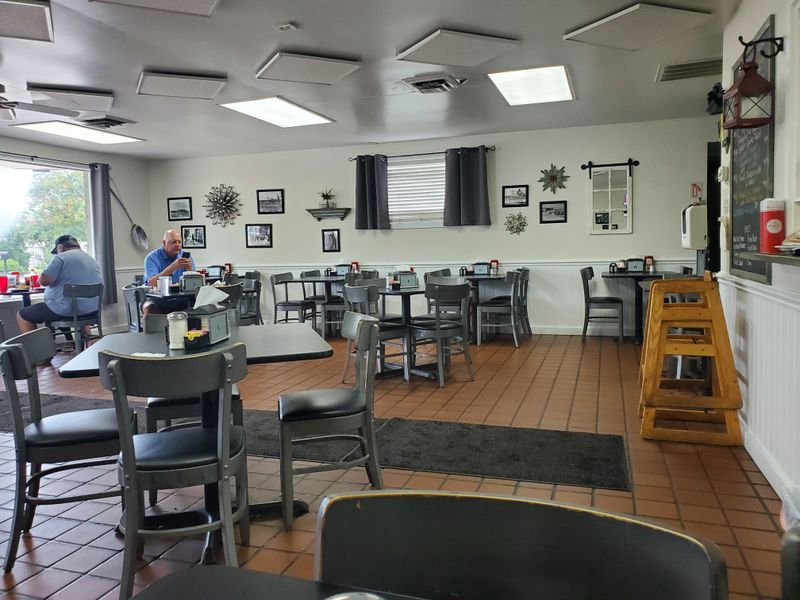 10 North Carolina Eateries Serving Chicken-Fried Steaks Like Grandma Used To Make - Decor Hint The Village Cafe, Pinehurst