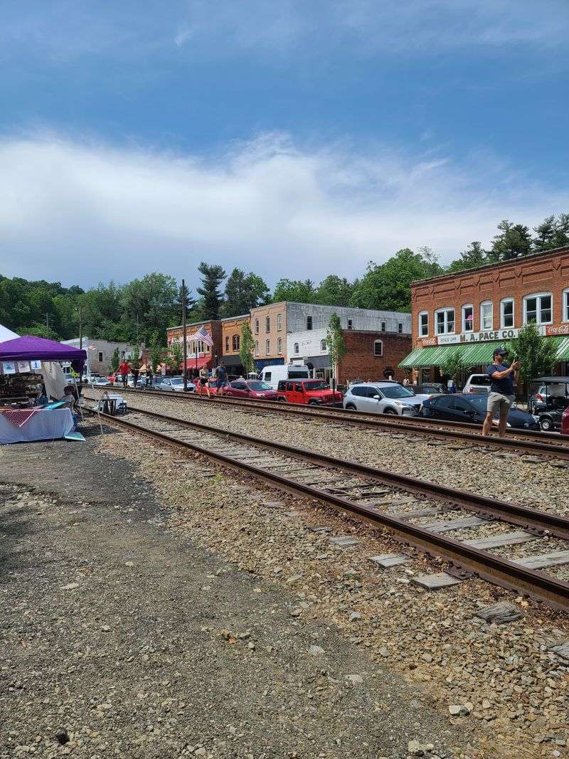 Live Music Scene Fills Nearly 200 Nights Yearly