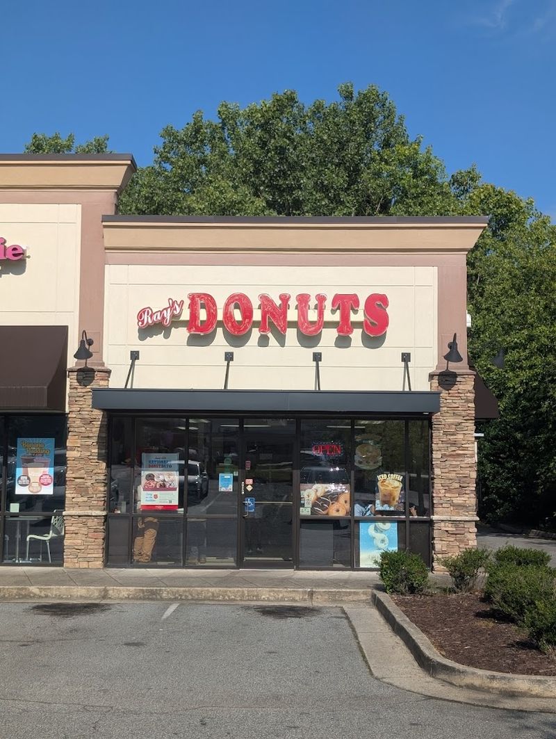 Ray's Donuts — Marietta