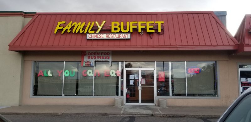 10 All-You-Can-Eat Seafood Buffets Colorado Locals Actually Trusts - Decor Hint Family Buffet