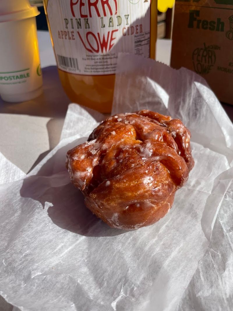 Spend The Day Picking North Carolina Apples At This Charming Orchard In Moravian Falls - Decor Hint Fried Apple Pies And Sweet Treats