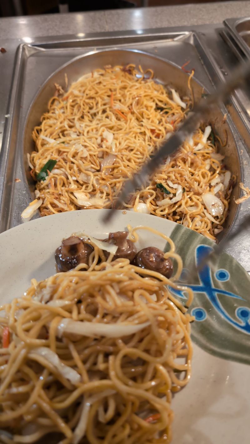 Dining At This All You Can Eat Buffet In Oregon Feels Almost Too Fun - Decor Hint Wok Classics With A Twist