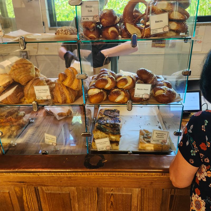 The Retail Shop Experience