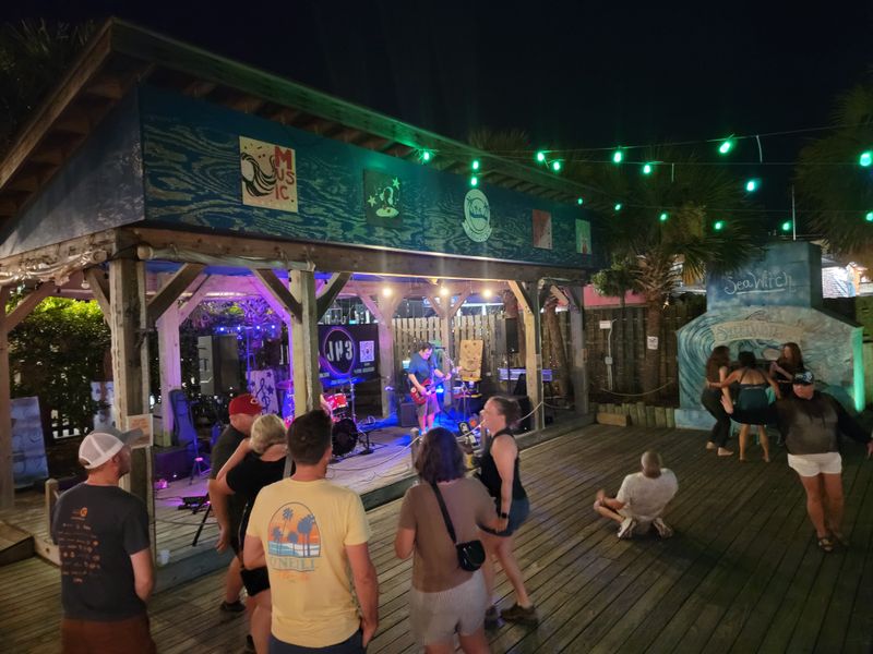 Extended Hours For Late-Night Cravings