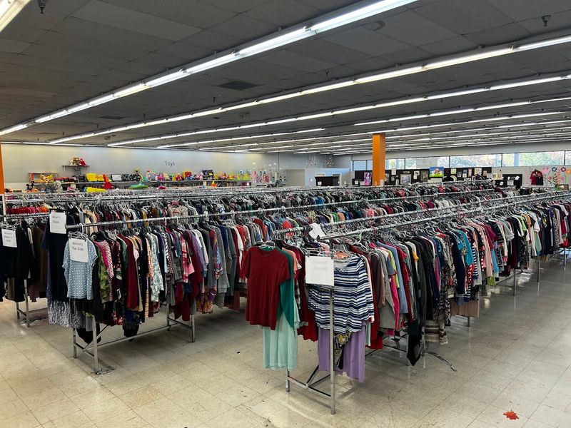 The Gigantic Thrift Store In North Carolina That Feels Truly Too Good To Be True - Decor Hint Donations That Keep Giving Back