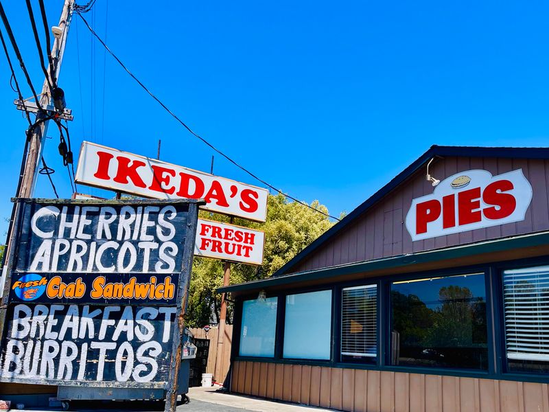 12 Wacky Restaurants In California Where Dining Is An Adventure - Decor Hint Ikeda's California Country Market, Auburn