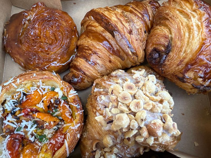 Commitment To Local And Seasonal Ingredients