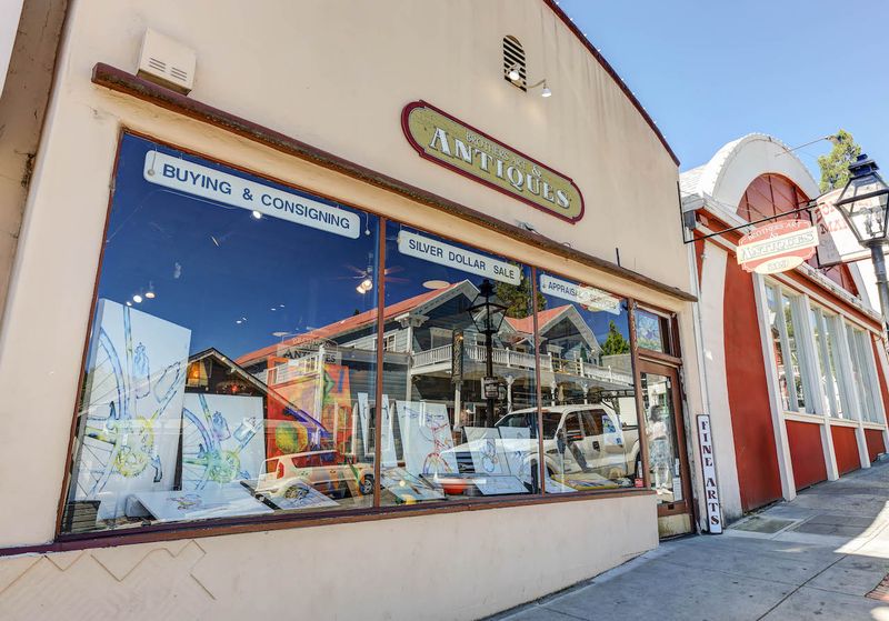 11 Charming Towns In California That Are Packed With Antique Treasures - Decor Hint Nevada City
