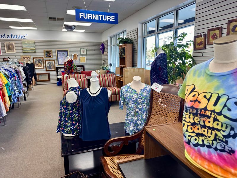 Color-Coded Tag System With Weekly Deals