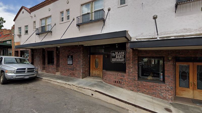 Convenient Location Makes Planning Easy For Couples