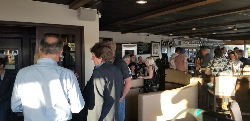 Business Casual Dress Code Maintaining Upscale Standards