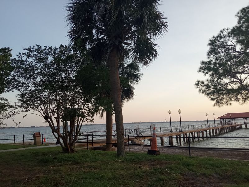 Florida’s Most Delightful Communities, Seen From A Train Window - Decor Hint Sebring