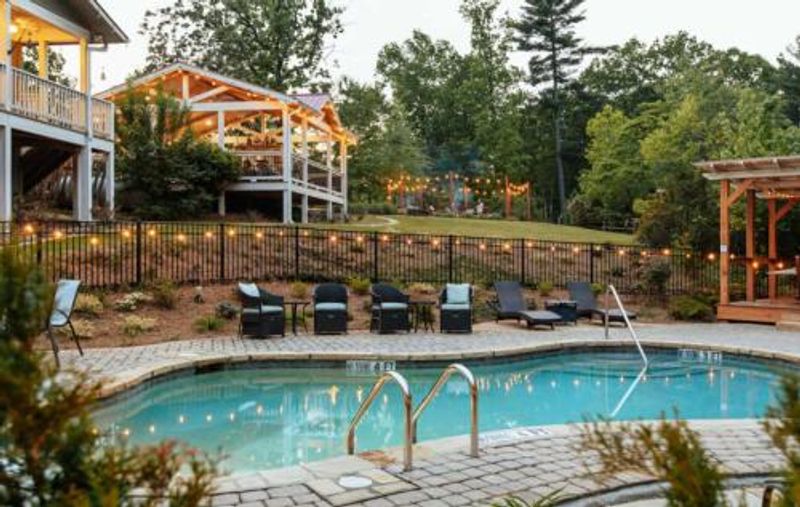 Mountain Laurel Creek Inn & Spa