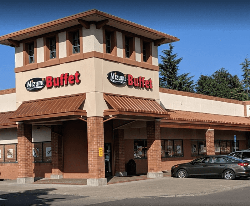 Dining At This All You Can Eat Buffet In Oregon Feels Almost Too Fun - Decor Hint Hibachi Theater On A Plate