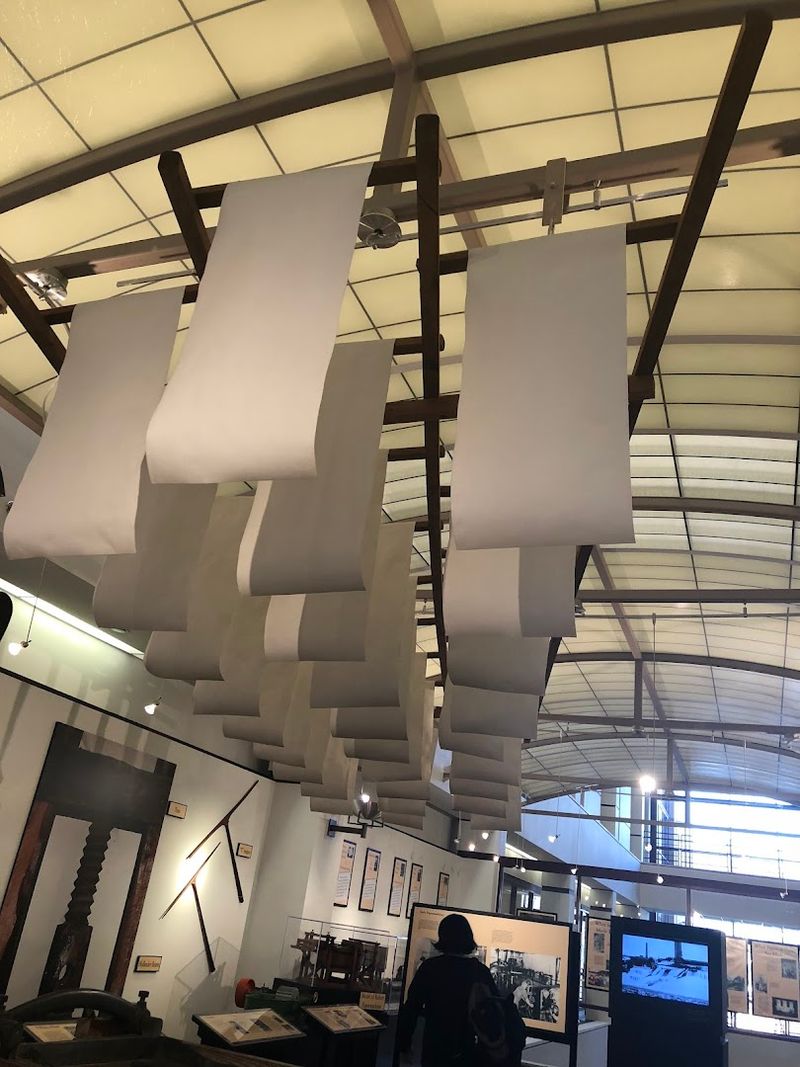 This Atlanta Georgia Museum Shows How Paper Changed Civilization With Over 10,000 Amazing Artifacts - Decor Hint Kinetic Joy Exhibit Explores Paper Engineering in Motion