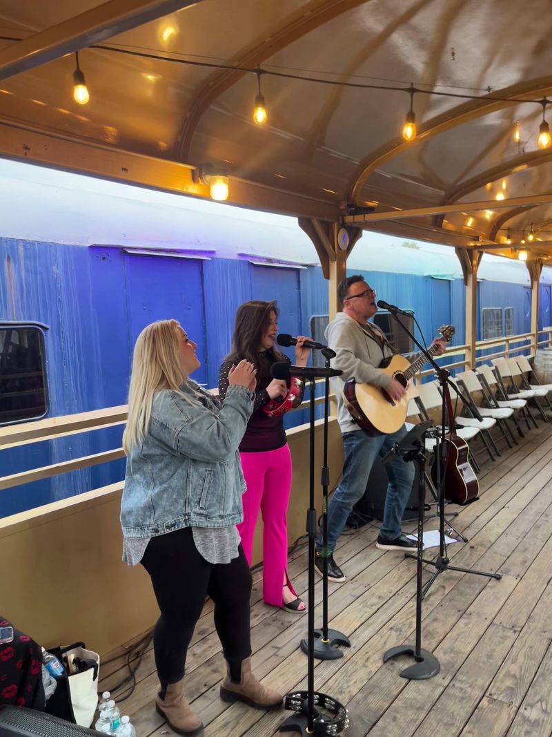 Meet And Mingle Standing Reception Style