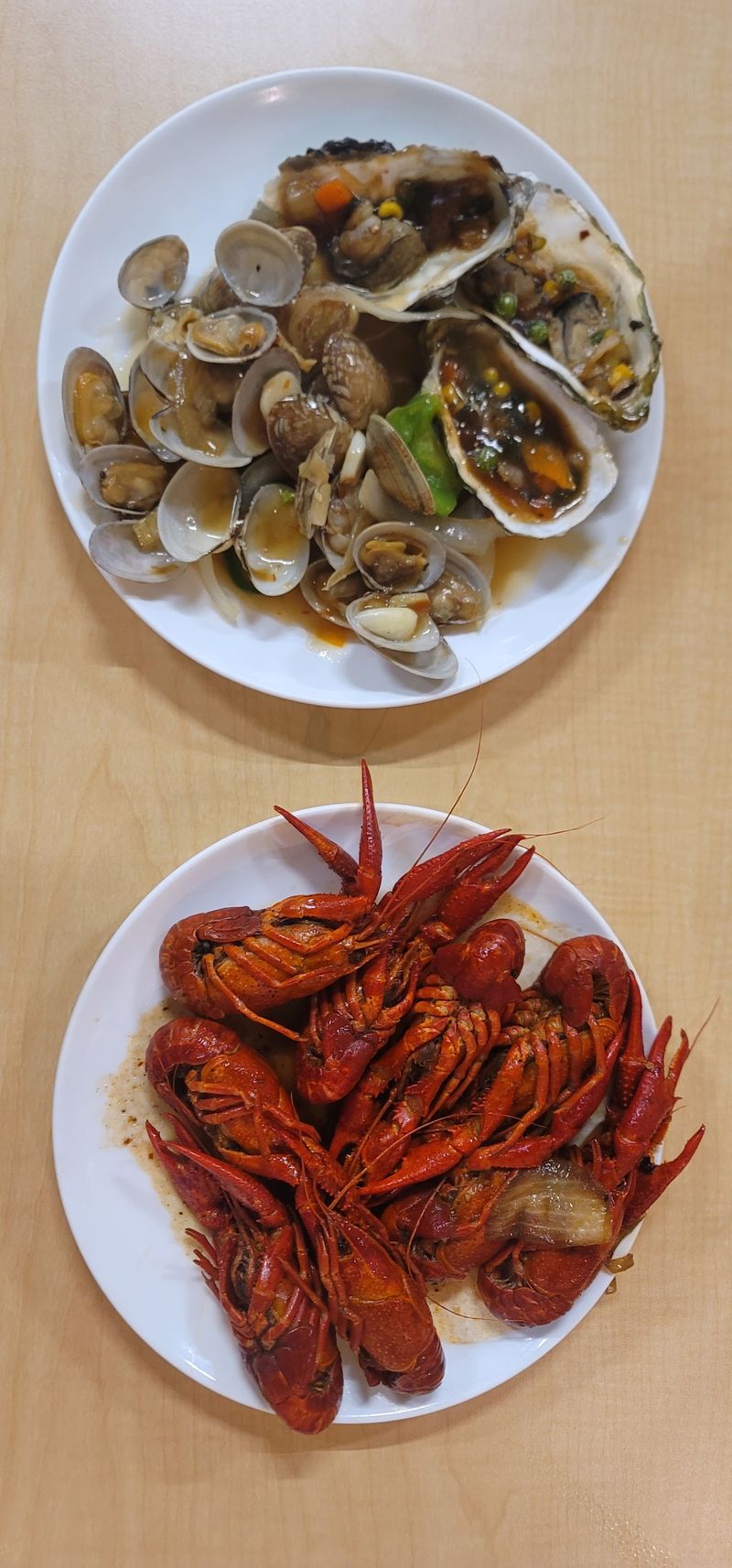 This All-You-Can-Eat California Seafood Feast Is Perfect For A Spring Outing - Decor Hint Fresh Seafood Selection Changes Seasonally