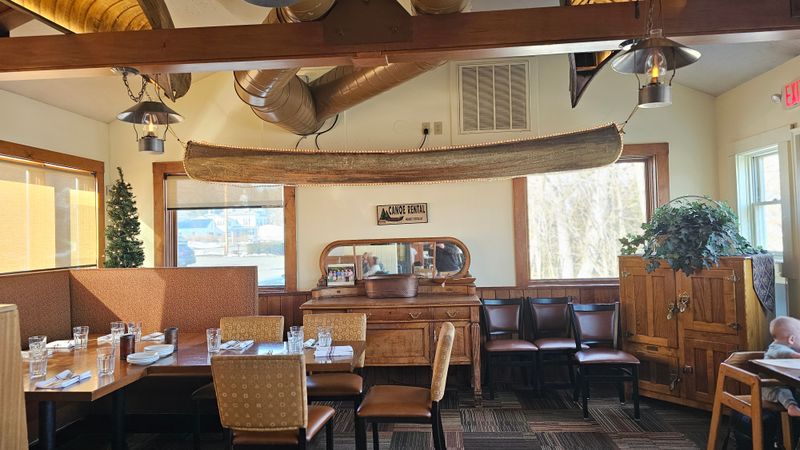 This Is Why Georgia’s Farm-To-Table Dining Scene Is Blowing Up In 2026 - Decor Hint Canoe