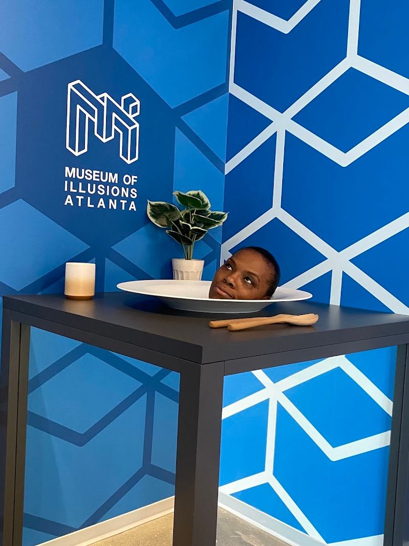 The Head on a Platter Display Amazes Everyone