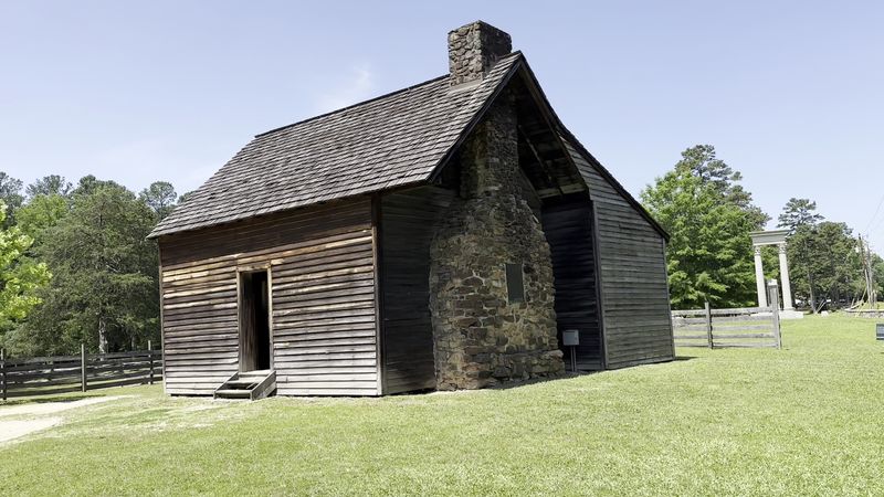 Discover The North Carolina Landmark Where The Civil War Came To An End - Decor Hint The Original Farmhouse Burned In 1921