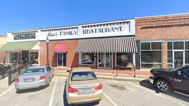 These Georgia Buffets Practically Dare You To Go Back For More - Decor Hint Jelly Jar Grill And Buffet