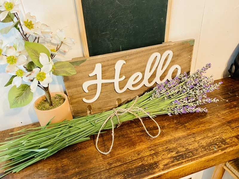 Lavender Candles That Capture Summer's Essence