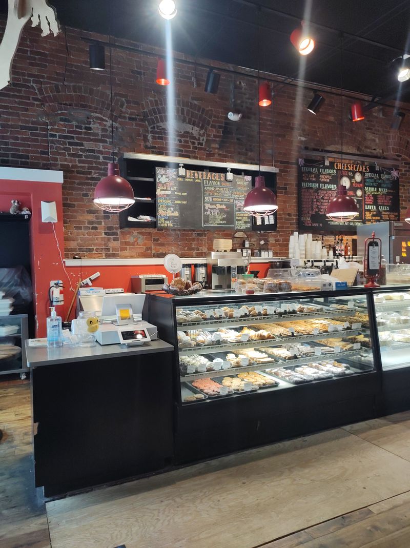 Chef Alex Amoroso's Vision Comes To Life In Every Slice