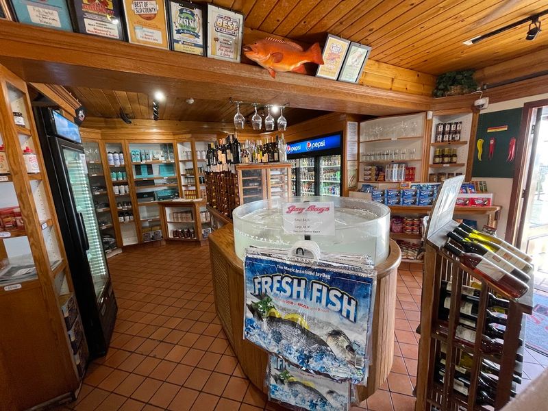 This Time-Honored California Seafood Market Is Known For Its Fresh Coastal Catches - Decor Hint Inside Giovanni's Fish Market Experience