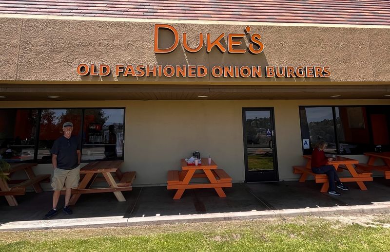Duke's Old Fashioned Onion Burgers (La Mesa)