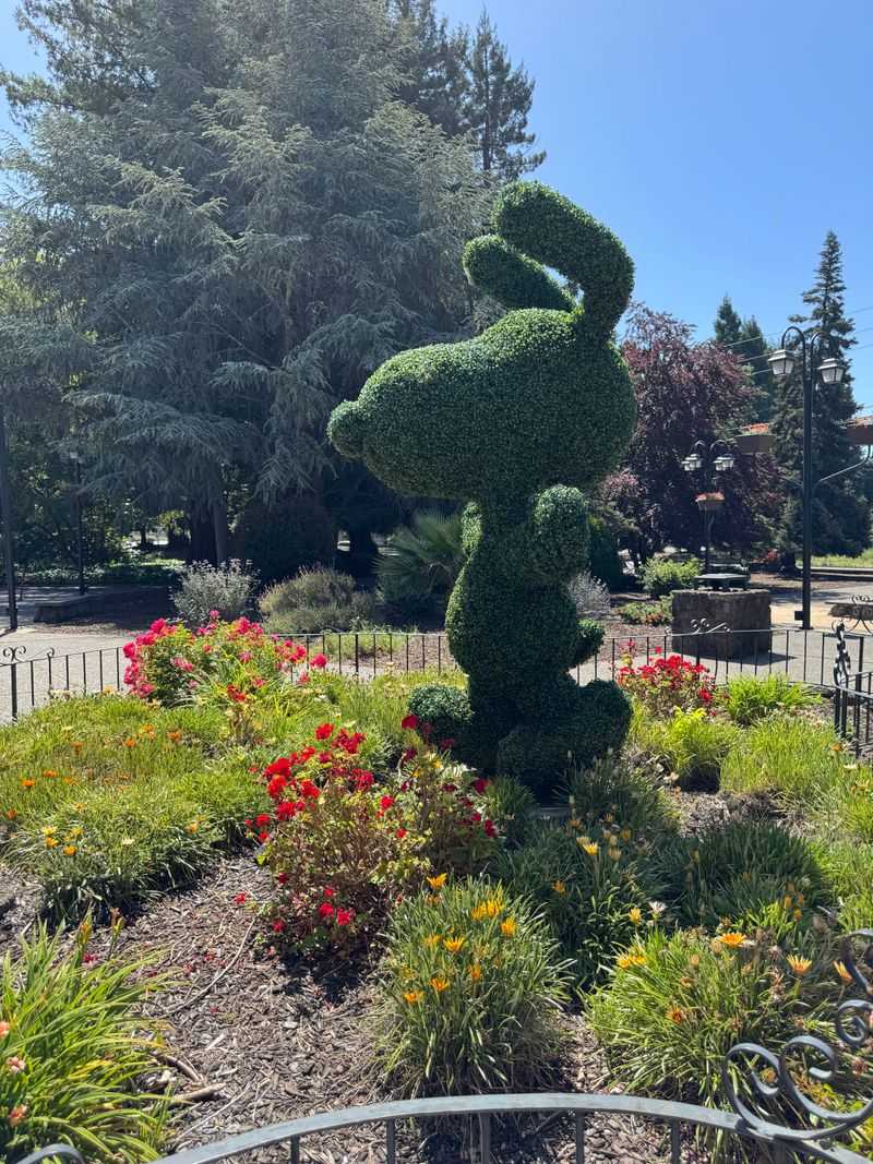 First Impressions: Exterior Murals & Grounds