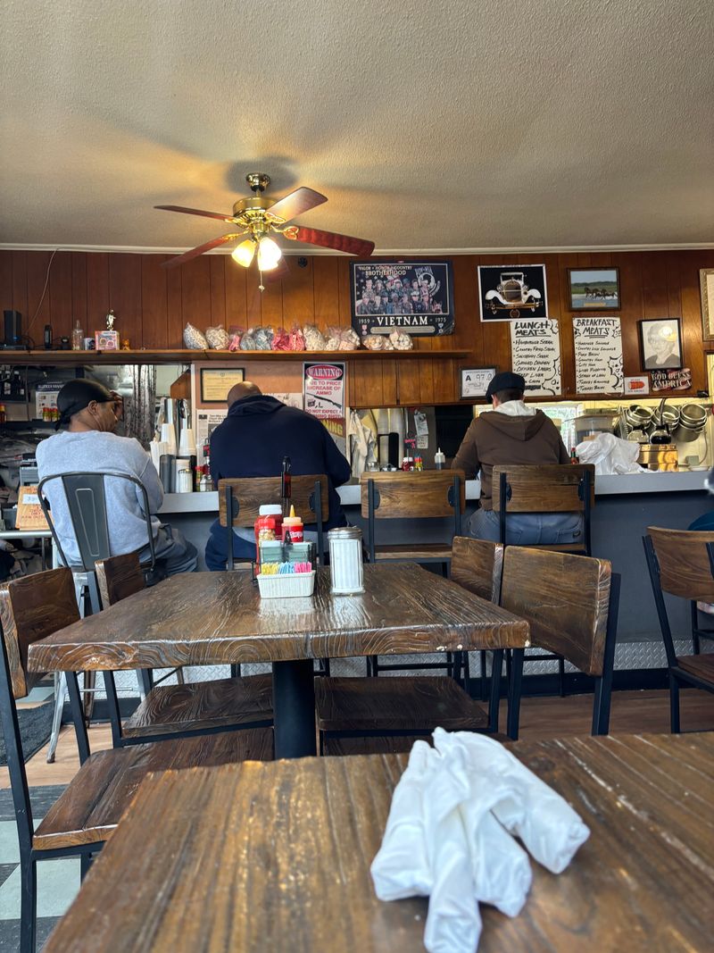 Stepping Into 1947 Without A Time Machine