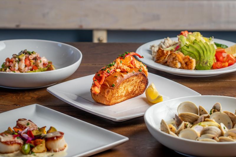 Hook & Anchor, Costa Mesa