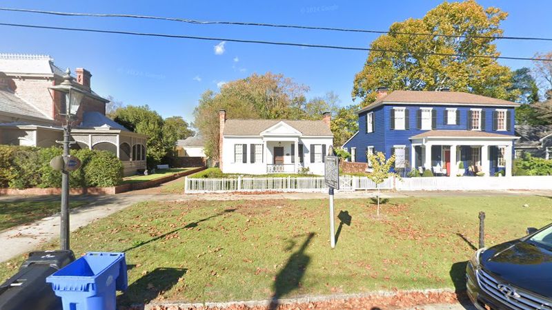 This Georgia Home Is Where Coca-Cola's Story Quietly Began - Decor Hint The Coca Leaf Controversy