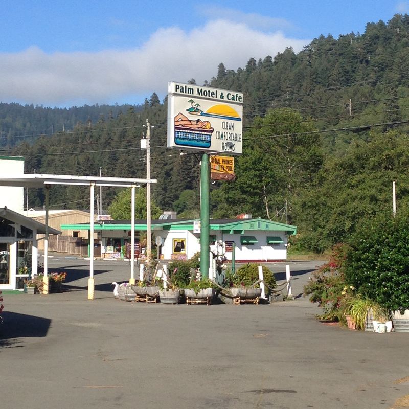 Local Businesses & Small-Town Stops